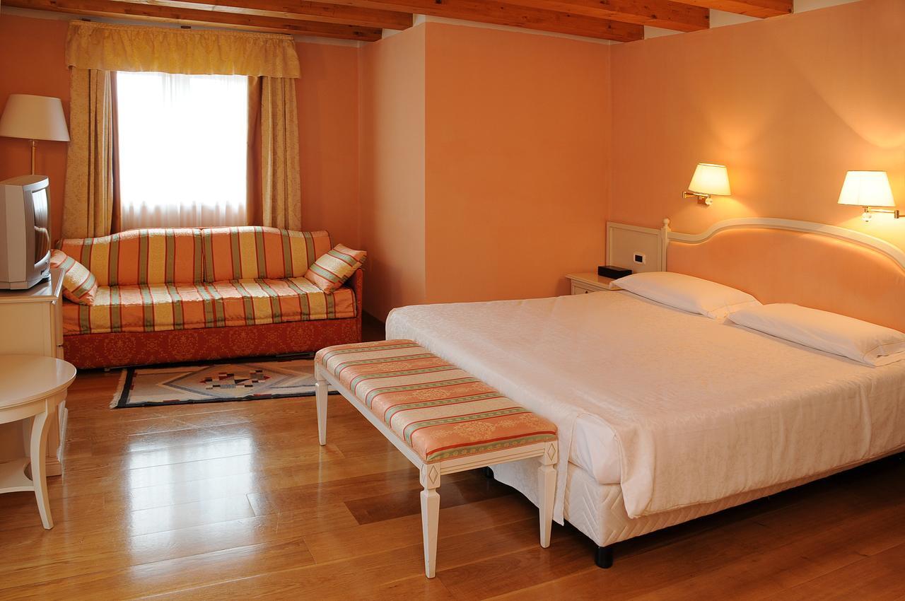 Hotel Dolomiti Moena Ngoại thất bức ảnh