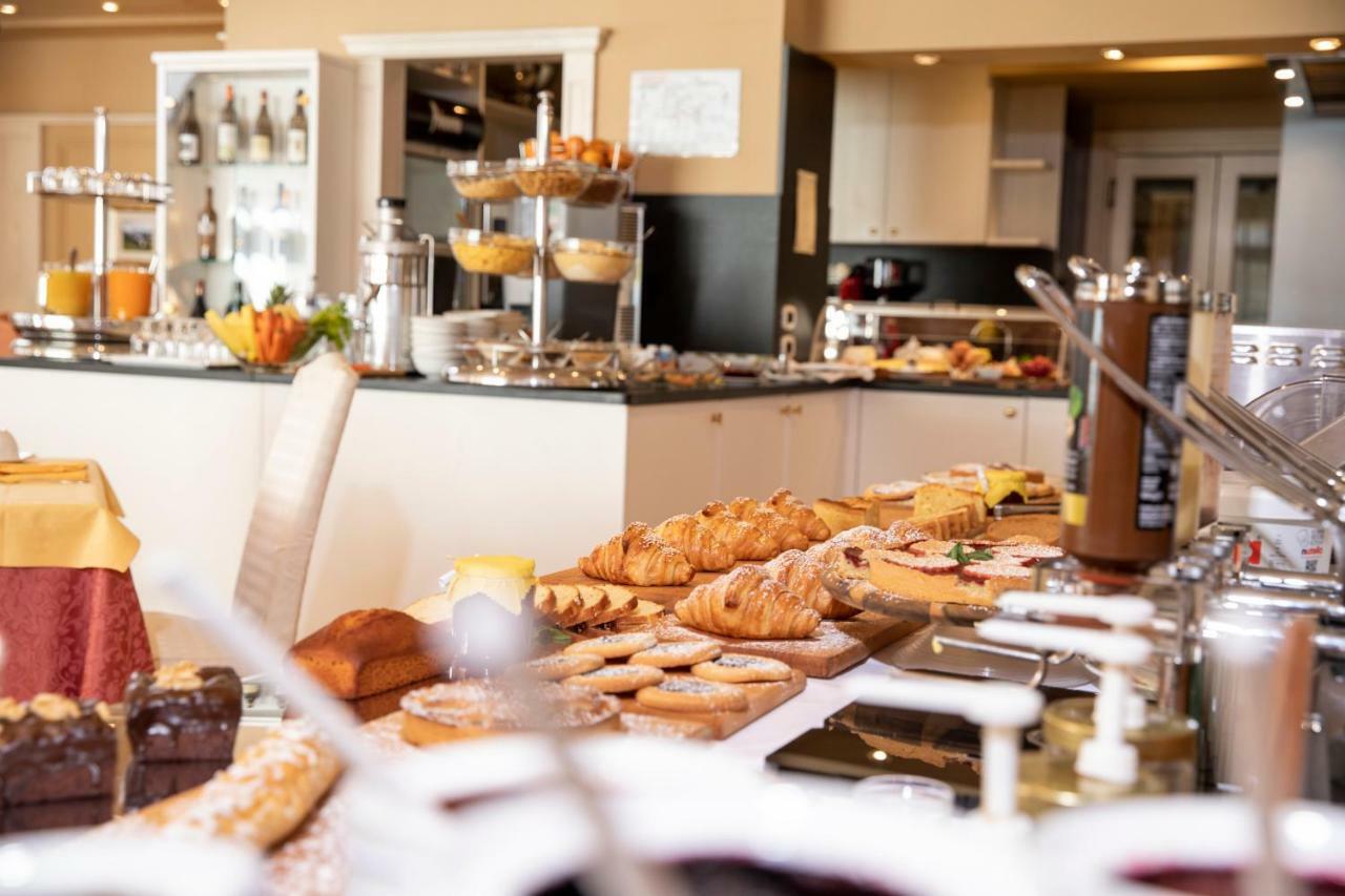 Hotel Dolomiti Moena Ngoại thất bức ảnh