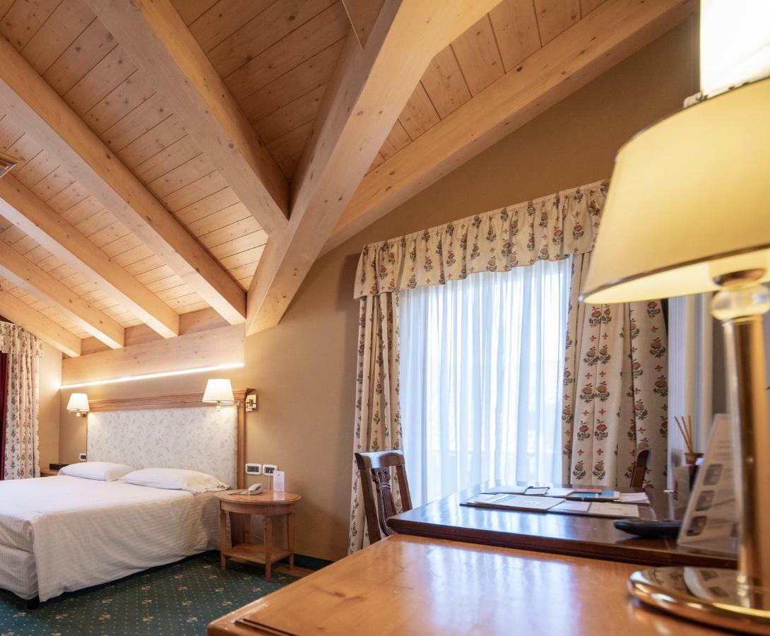 Hotel Dolomiti Moena Ngoại thất bức ảnh
